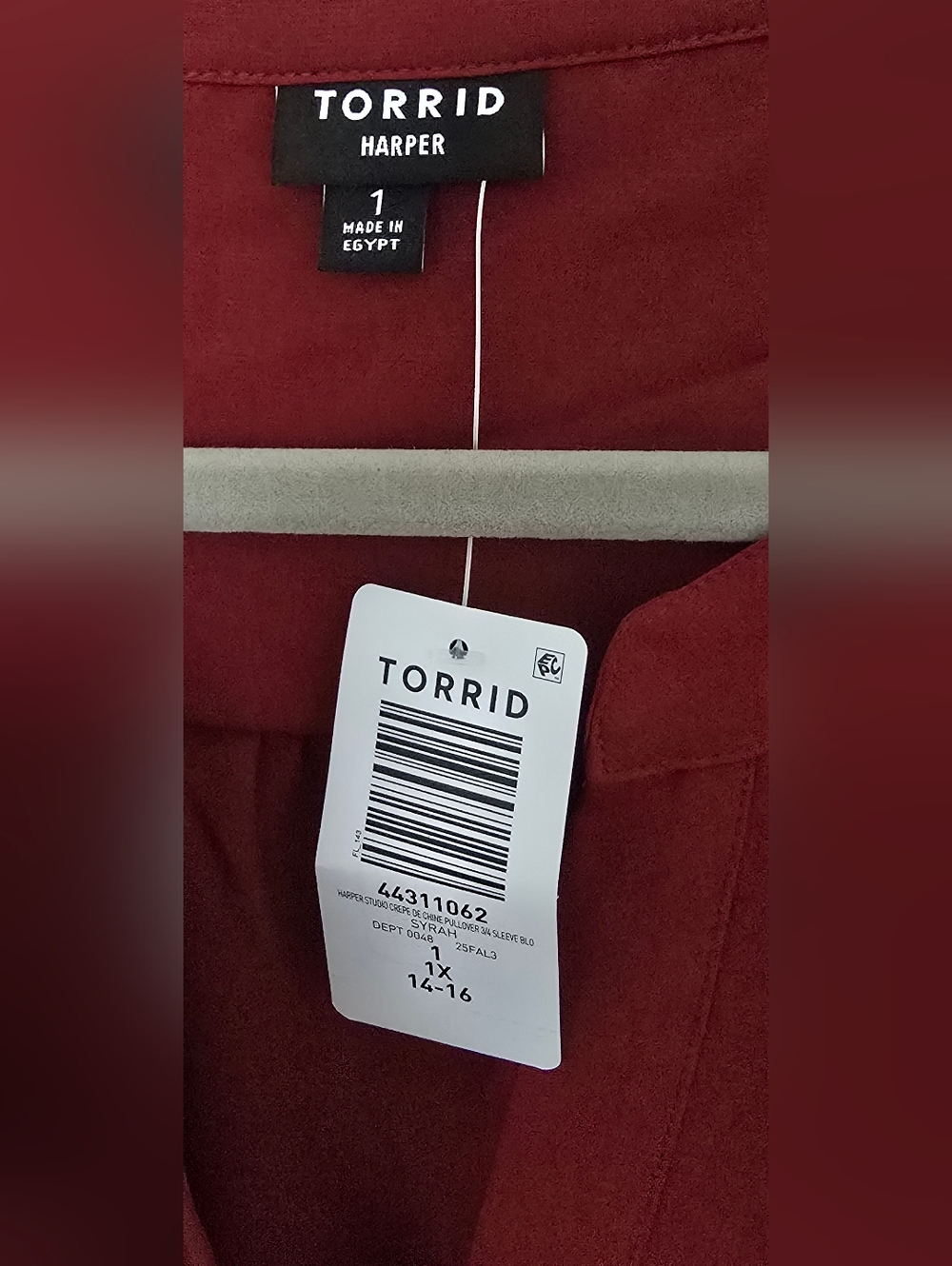 torrid Harper Crepe de Chine Blouson Blouse In Burgundy - Picture 4 of 4